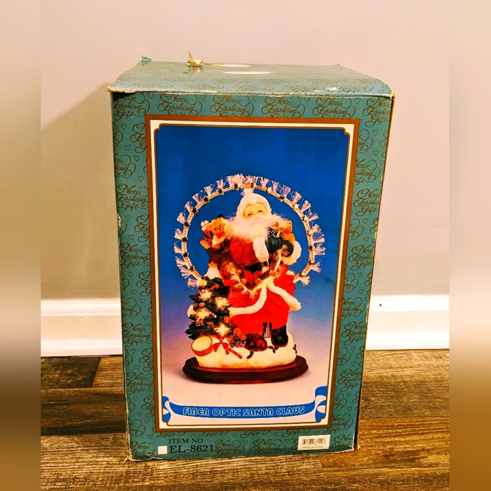 Vtg 2002 Eleco Inc, Chombord Collection Fiber Optic Santa Color Changing w/ Box